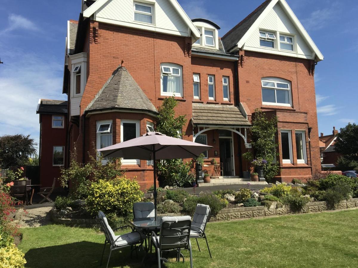 Mode - The Old School House Leilighet Lytham St. Annes Eksteriør bilde